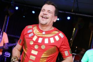  Gustavo Travassos faz “esquenta” para o Carnaval nesta quinta-feira (29)