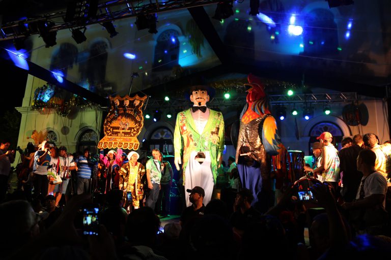 O Galo da Madrugada participou, pela primeira vez, da abertura do Carnaval de Olinda,